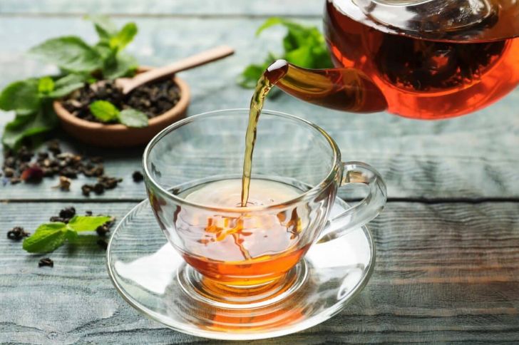 por qué es saludable el té negro